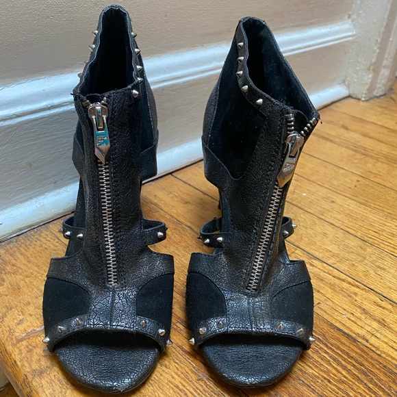 Womens Fergie Open Toe Shoes!
